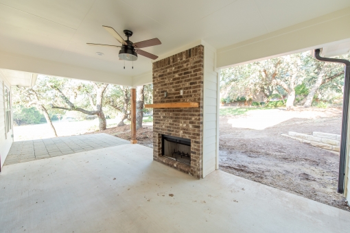 Modern Farmhouse With Brick in Spicewood-SOLD
