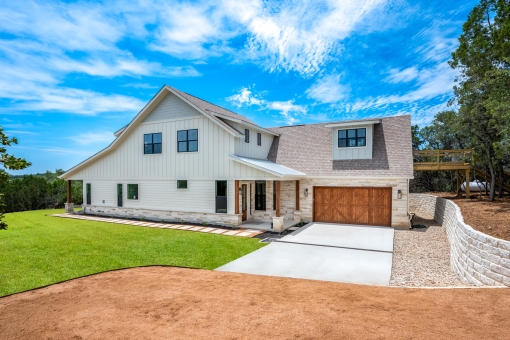Modern Farmhouse in Briarcliff - SOLD