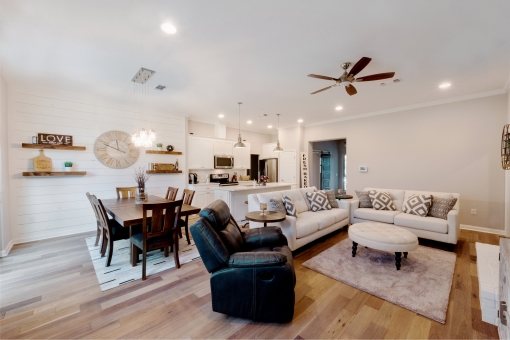 Castle Terrace, Horseshoe Bay - SOLD