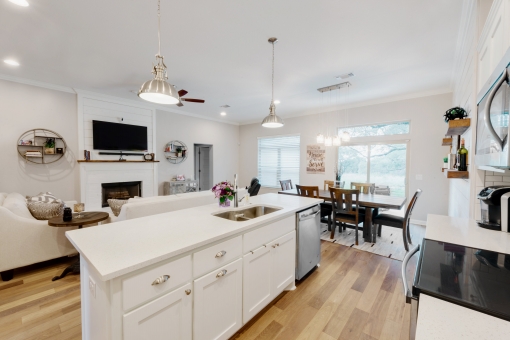 Castle Terrace, Horseshoe Bay - SOLD